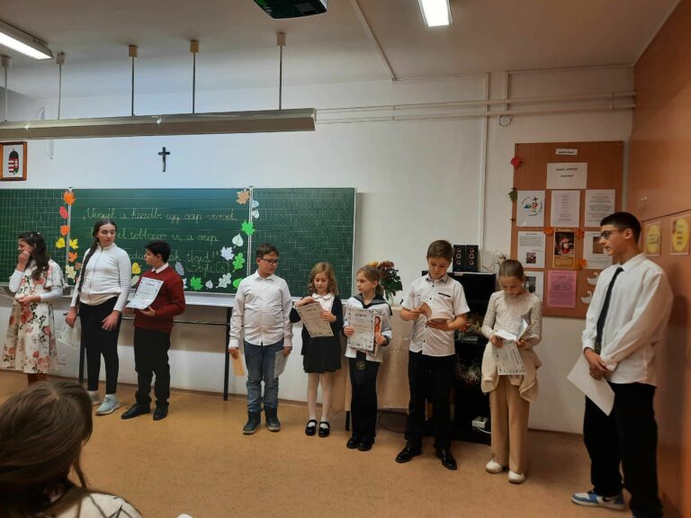 Ők a legjobb kis szavalók